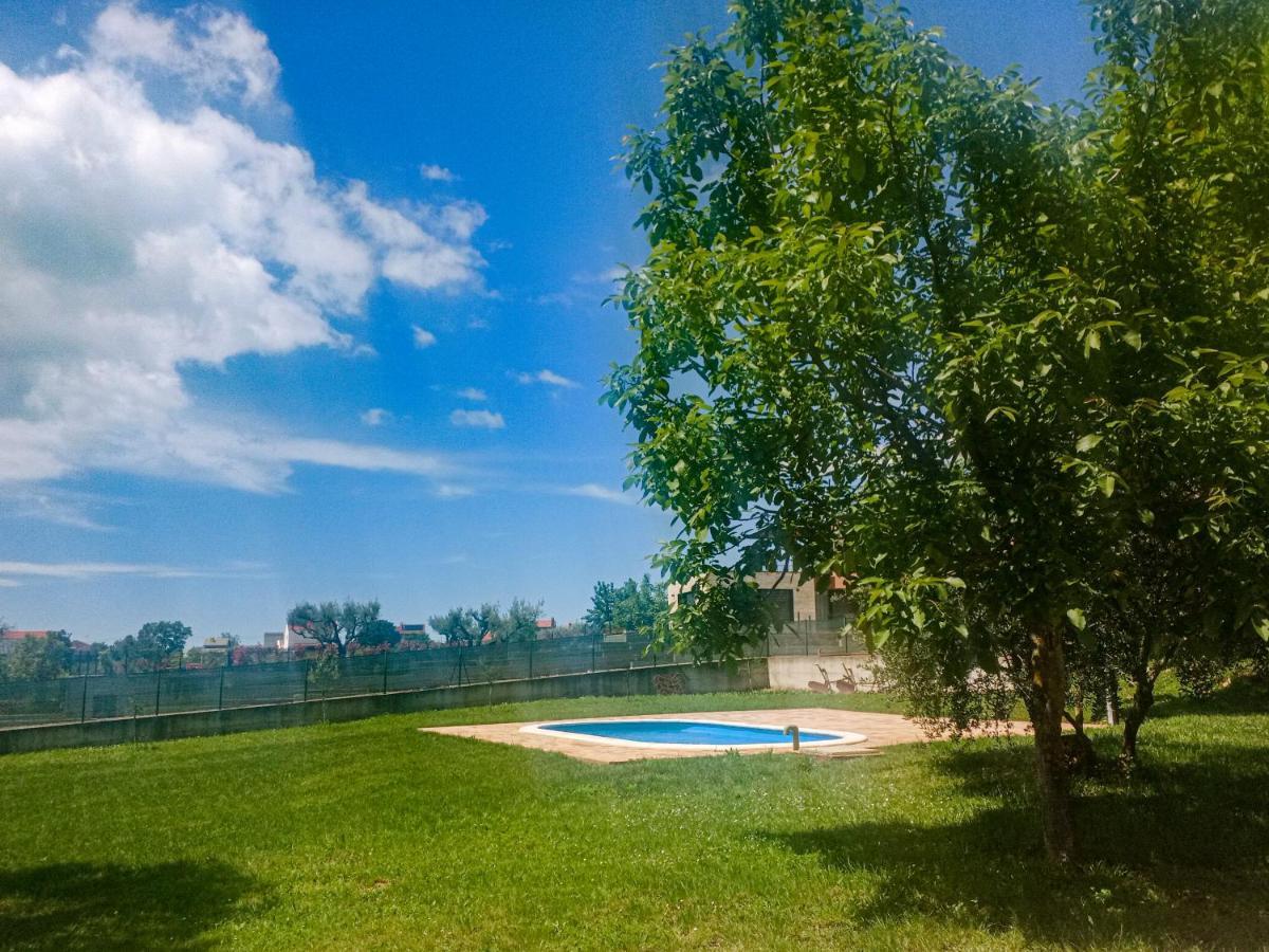 הוילה Kaštelir Casa Istriana Nona Pina מראה חיצוני תמונה